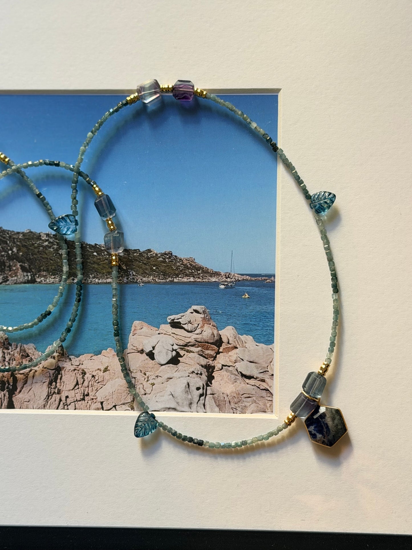 Collana shades of blue
